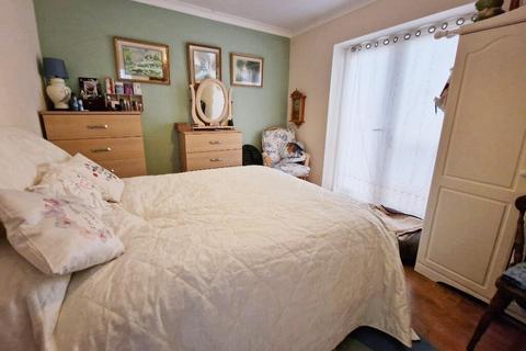 1 bedroom semi-detached bungalow for sale, Normandy Avenue, Burnham-On-Crouch CM0