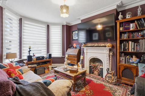 4 bedroom terraced house for sale, Athelstan Road, Folkestone, CT19
