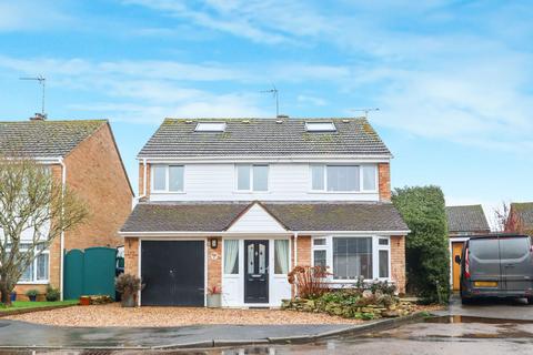 undefined, Cherry Close, Stratford-upon-Avon CV37
