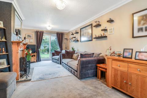 undefined, Cherry Close, Stratford-upon-Avon CV37