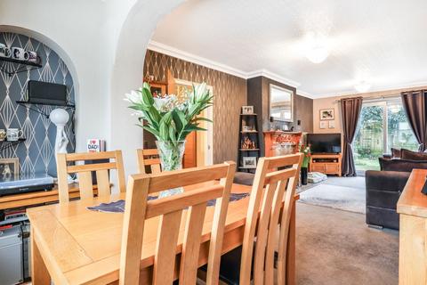 undefined, Cherry Close, Stratford-upon-Avon CV37