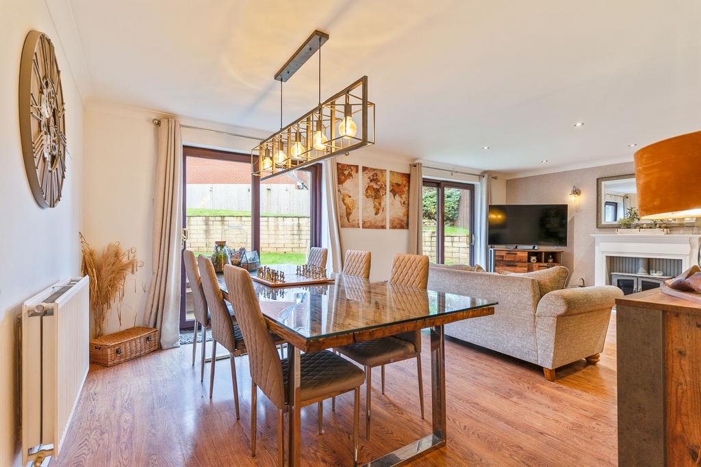 Living/Dining room