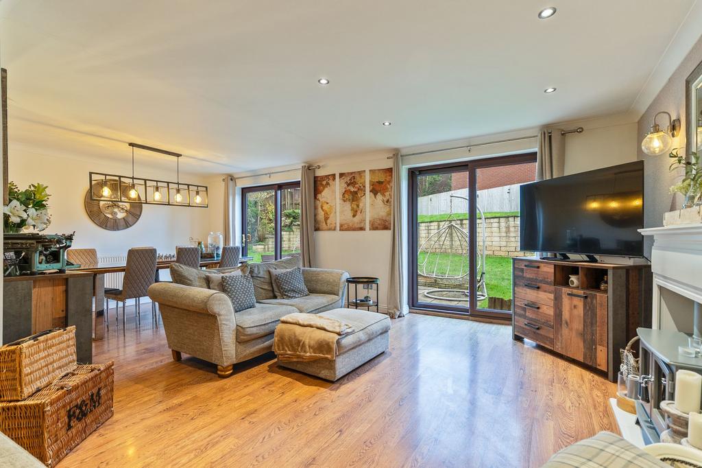 Living/Dining room