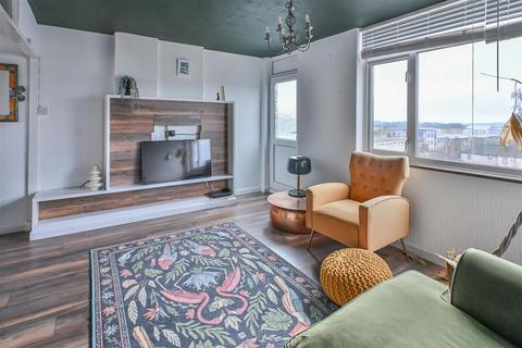 2 bedroom apartment for sale, Railway Square, Brentwood