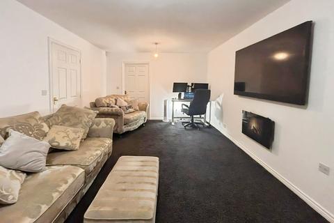 3 bedroom house to rent, Holly Grove Lane, Burntwood, WS7 1LU