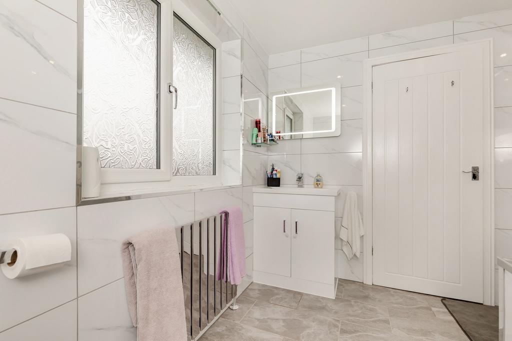 Ensuite