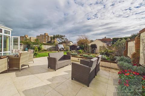 5 bedroom detached house for sale, Richmond Grove, Bexhill-On-Sea