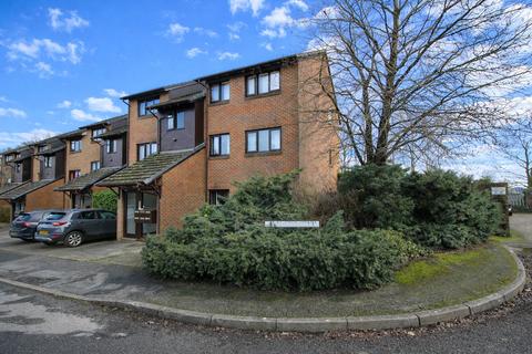 undefined, Adams Way, Alton, Hampshire, GU34