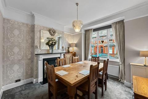 3 bedroom end of terrace house for sale, Lilac Road, Hale