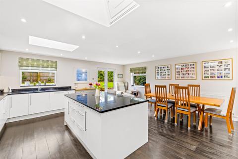 3 bedroom detached bungalow for sale, Denshire Drive, Storrington, RH20