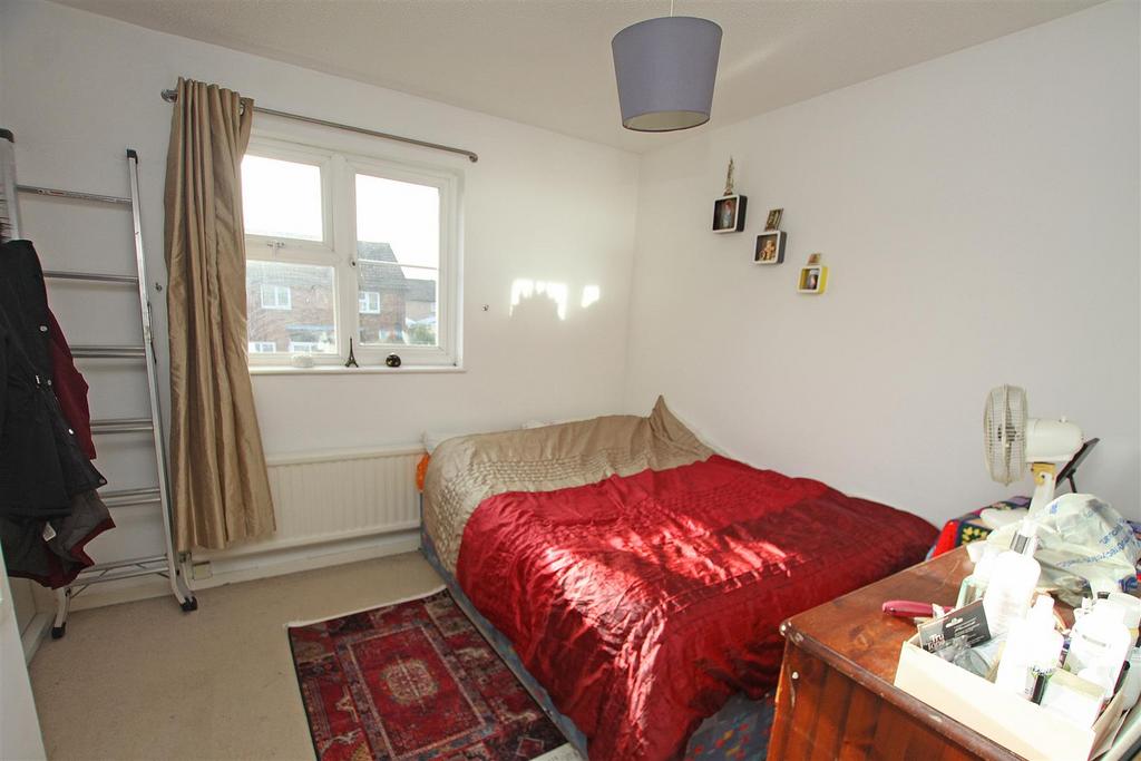 Bedroom 2.jpg