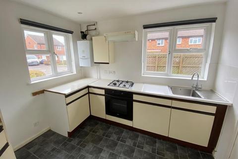 2 bedroom end of terrace house to rent, Warmwell Close, Bournemouth