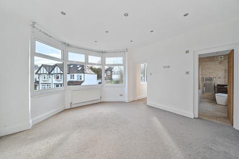 4 bedroom semi-detached house for sale, Woodfield Way, London, N11