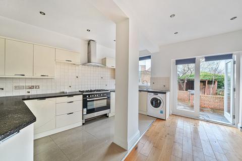 4 bedroom semi-detached house for sale, Woodfield Way, London, N11