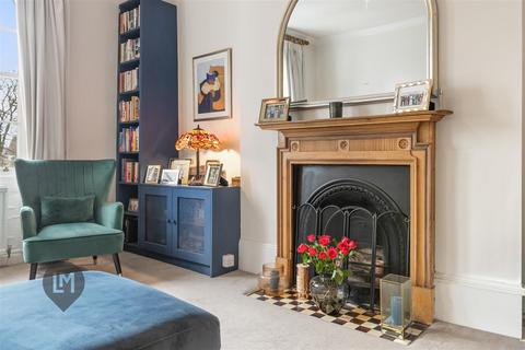 2 bedroom flat for sale, Wimbledon Park Road, London