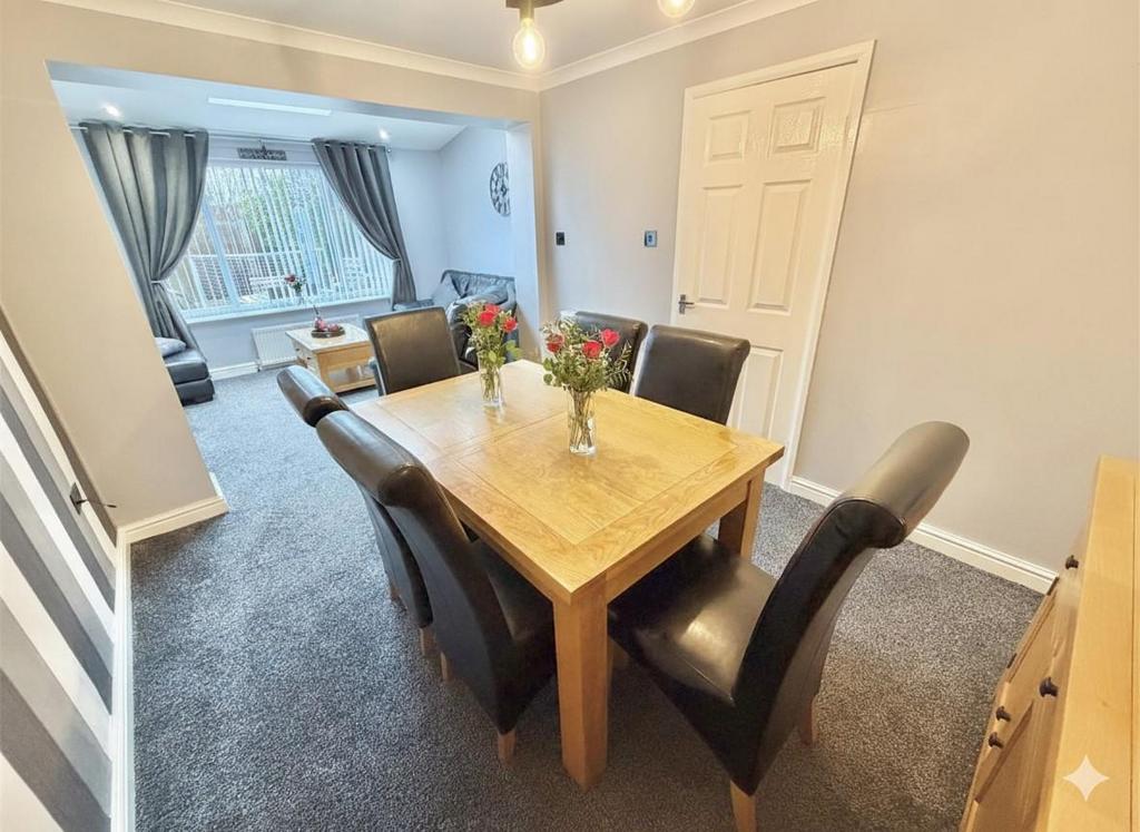 Dining Room &amp; Sitting Room