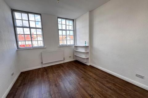 2 bedroom flat to rent, Kingsbury Road, Kingsbury, NW9