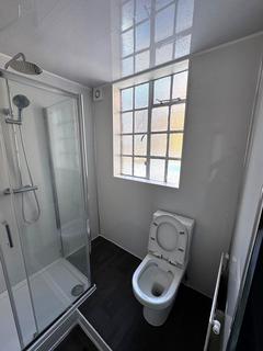 2 bedroom flat to rent, Kingsbury Road, Kingsbury, NW9