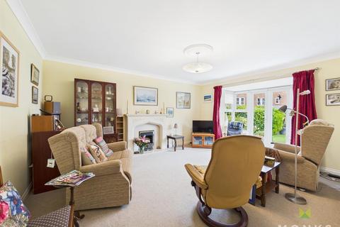5 bedroom detached house for sale, Bentley Drive, Oswestry