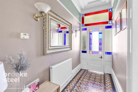 3 bedroom detached house for sale, Burnley Road