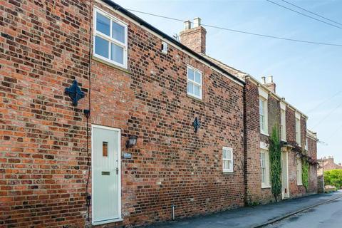 3 bedroom terraced house for sale, Westgate, Patrington