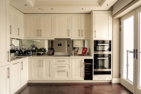 2 bedroom apartment to rent, Prince Of Wales Terrace, Kensington, W8