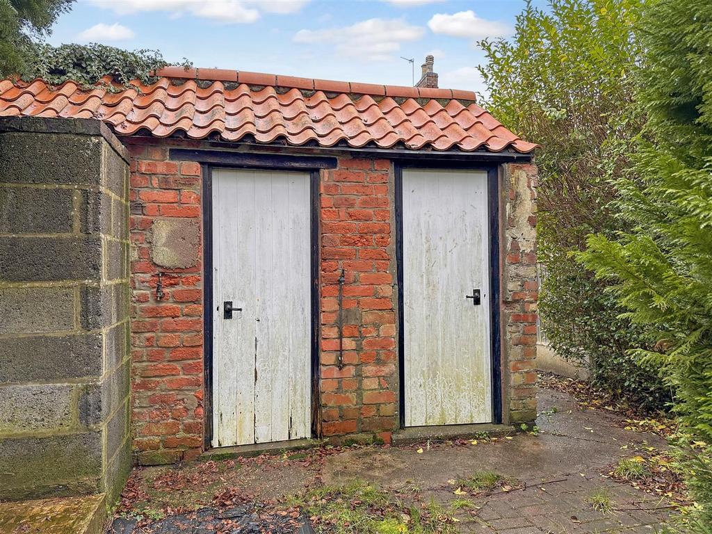 Outbuildings 506