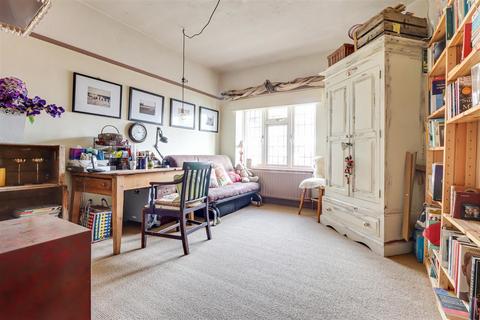 undefined, Crescent Road, Leigh-on-Sea SS9
