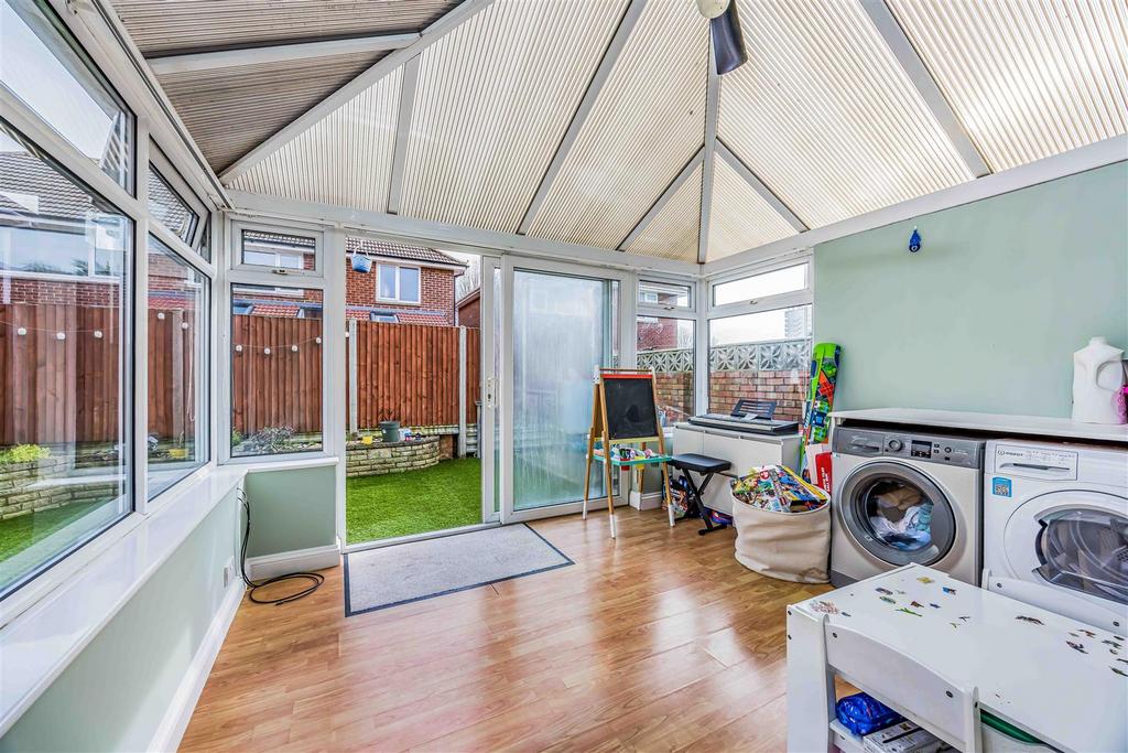 11 Whimbrel Close, Southsea-Small-Portico Marketing