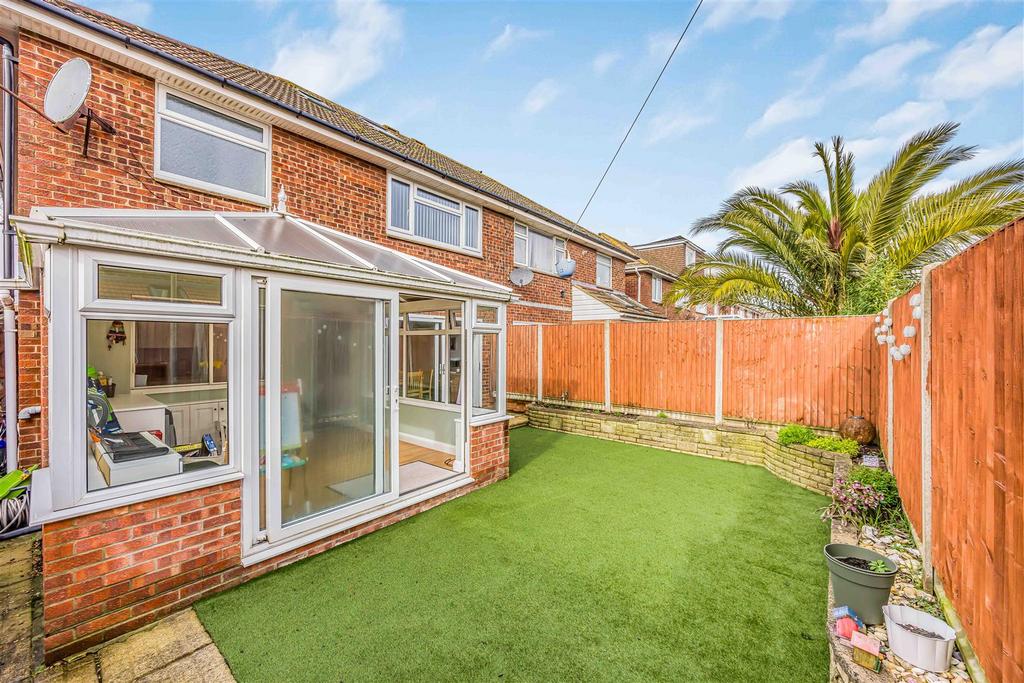 11 Whimbrel Close, Southsea-Small-Portico Marketing