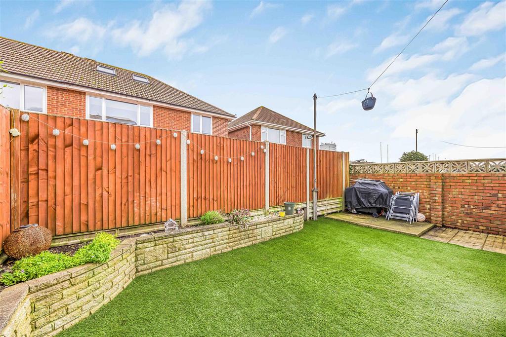 11 Whimbrel Close, Southsea-Small-Portico Marketing