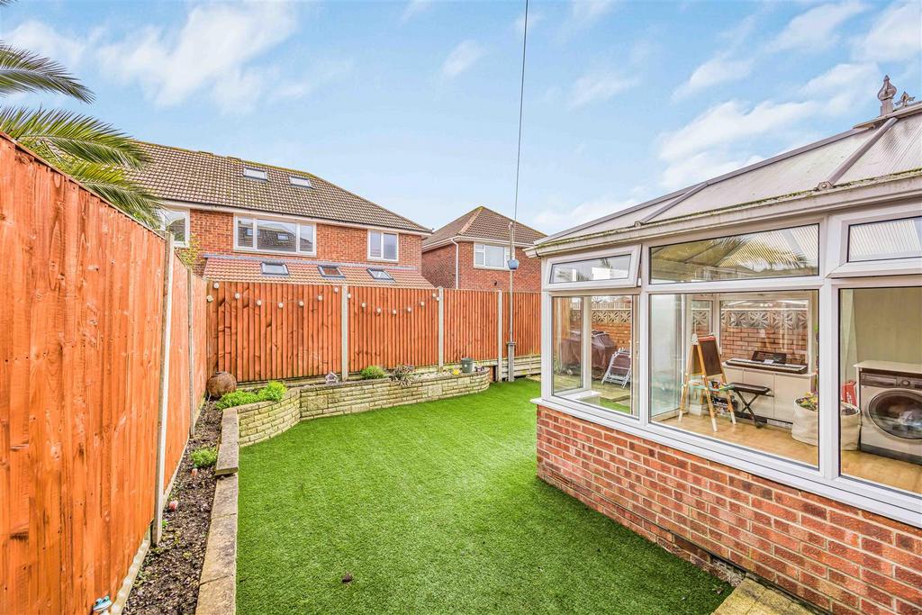 11 Whimbrel Close, Southsea-Small-Portico Marketing