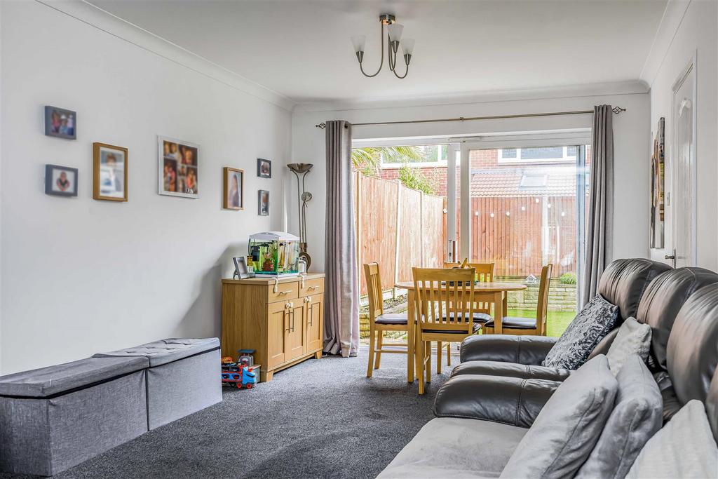 11 Whimbrel Close, Southsea-Small-Portico Marketing
