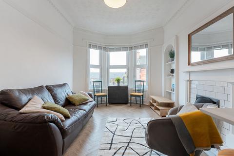 2 bedroom flat for sale, Ardery Street, Flat 3/2, Partick, Glasgow, G11 7SX