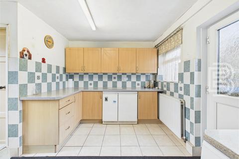 undefined, Manor Estate, Coventry CV8