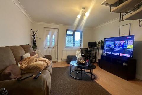 undefined, Cannock Way, Reading RG6