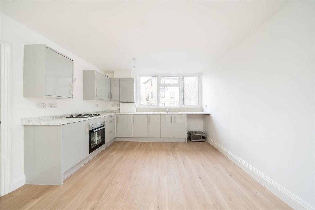 Kitchen/Living Area