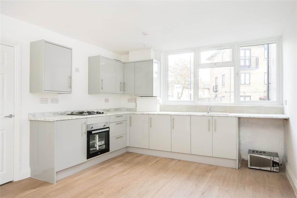 Kitchen/Living Area
