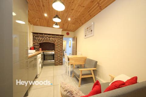 1 bedroom house of multiple occupation to rent, Victoria Street, Stoke-on-Trent, Staffordshire