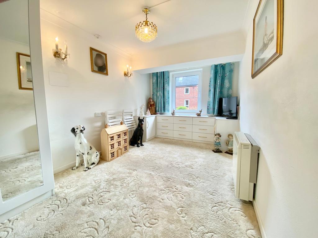 Double Bedroom