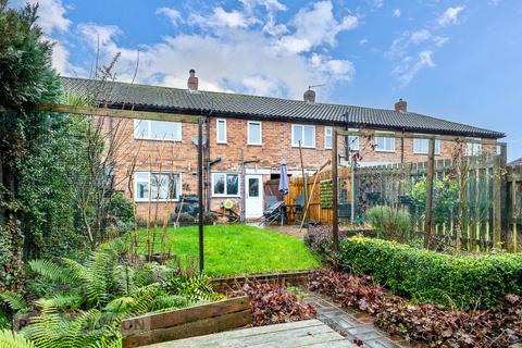 3 bedroom terraced house for sale, Leas Avenue, Holmfirth, West Yorkshire, HD9