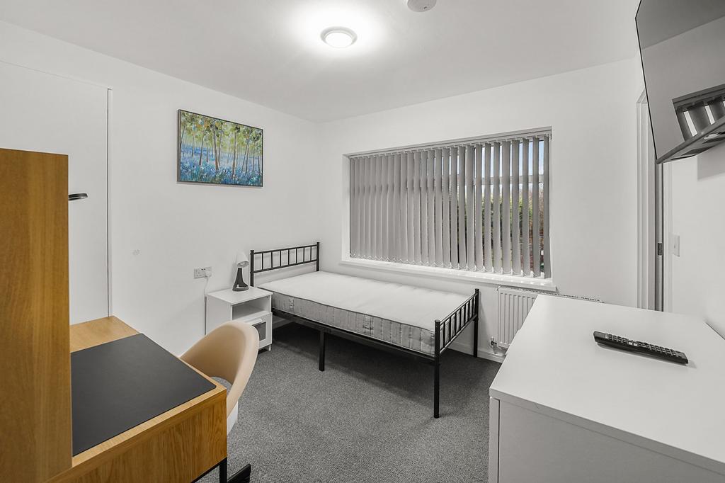 Bedroom - Room 4