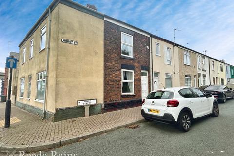 2 bedroom end of terrace house for sale, Hurst Street, Cheshire WA8