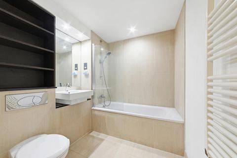 undefined, Forge Square, Isle of Dogs, London, E14