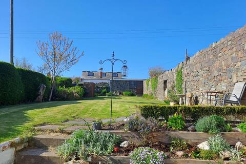 3 bedroom cottage for sale, Ffordd Y Felin, Trefin, SA62