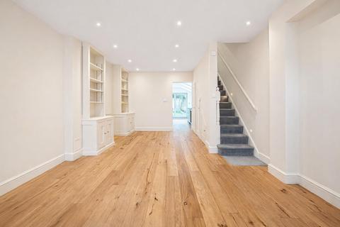 3 bedroom terraced house to rent, Westfields Avenue, London