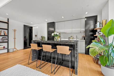 2 bedroom flat for sale, Belvedere Road, London, SE1.