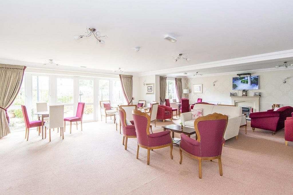 Communal Resident's Lounge