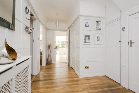 4 bedroom detached house for sale, Cumberland Drive, Esher, KT10