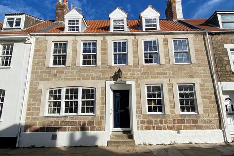 6 bedroom townhouse for sale, High Street, Alderney GY9